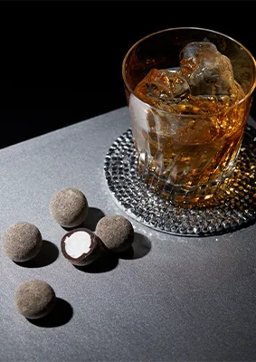 カクテルショコネ（ラムネ×お酒チョコ）