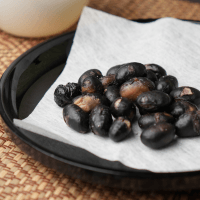 黒枝豆チップス