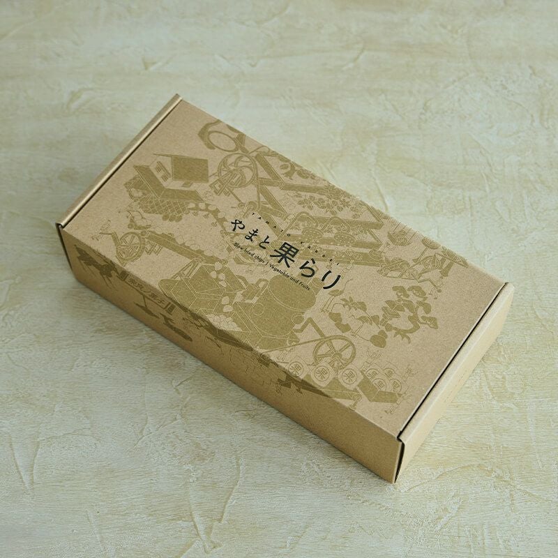 3袋入り専用化粧箱には奈良をモチーフにしたイラストがあしらわれている